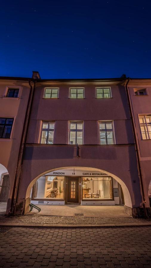 Penzion A Restaurace 14 Hostinné エクステリア 写真