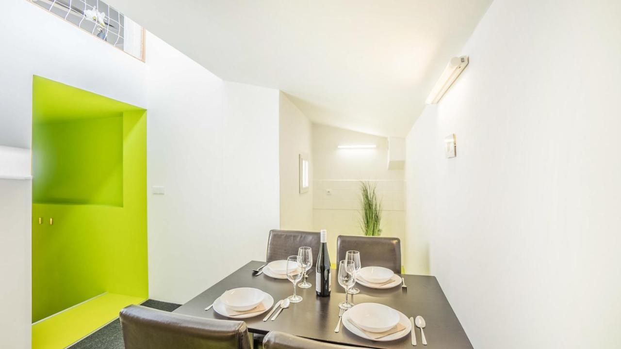 Penzion A Restaurace 14 Hostinné エクステリア 写真