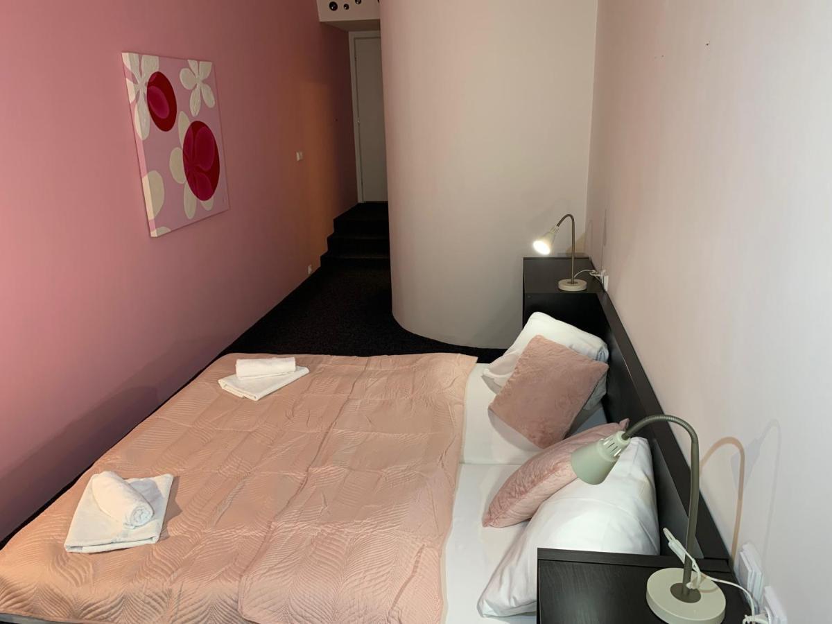 Penzion A Restaurace 14 Hostinné エクステリア 写真