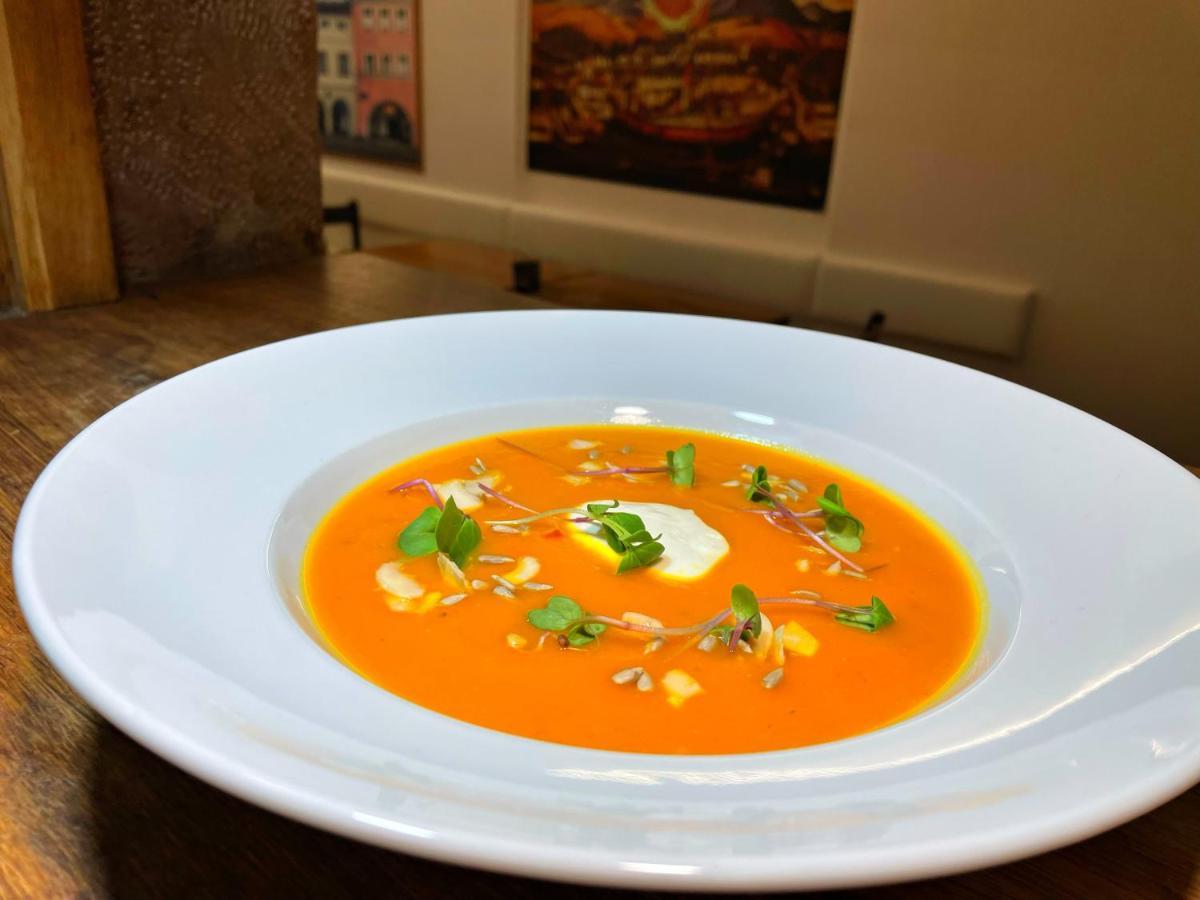 Penzion A Restaurace 14 Hostinné エクステリア 写真